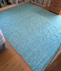 lot 355 image: Teal Woven Wool Area Rug