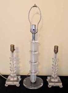lot 358 image: Three Crystal and Lucite Table Lamps