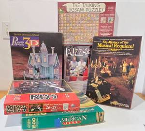lot 383 image: Puzzle Collection including KISS Option