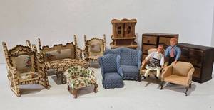 lot 400 image: Country Doll House Furniture & Doll House Couple