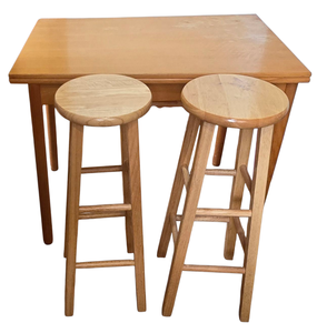 lot 415 image: Kitchen Table & Stool Set