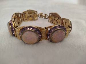 lot 11 image: Vintage Goldtone Faux Opal Cabochan & Purple Crystal Bracelet