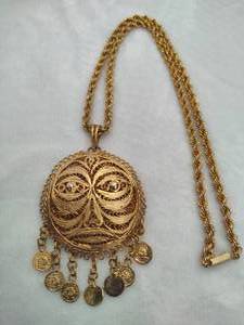 lot 41 image: Aztec Face Pendant