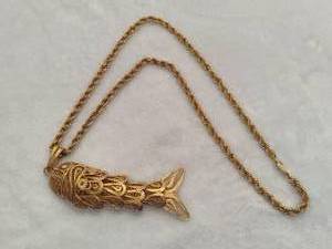 lot 42 image: Articulated Fish Pendant
