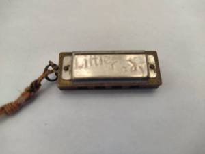 lot 49 image: Little Lady Miniature Harmonica