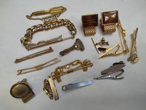 lot 58 image: Lot of Mens Tie Tacks, Cuff Links & Pins