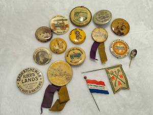 lot 80 image: Assorted Buttons