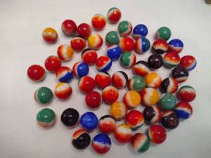 lot 92 image: Vitro All Reds, All Blacks & Misc