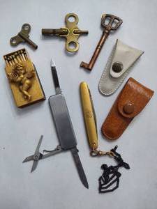lot 111 image: Asst Misc Accessories