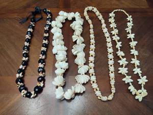 lot 55 image: Large Shell Necklaces