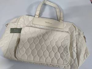 lot 142 image: Bella Russo Quilted Weekender Bag New