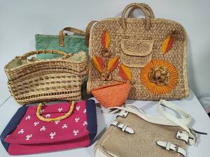lot 146 image: Assorted Woven Totes & Bags