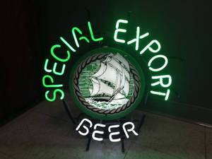 lot 105 image: Special Export Beer - Light Up Sign - Works