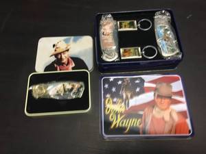 lot 119 image: John Wayne Commemorative Knives