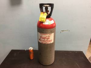 lot 210 image: Vintage Coca Cola - CO2 Tank