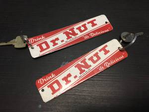 lot 250 image: Vintage Dr Nut - Porcelain Crate TagsRestroom Keys