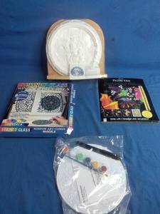 lot 32 image: Several Arts and Crafts Supplies - Unused