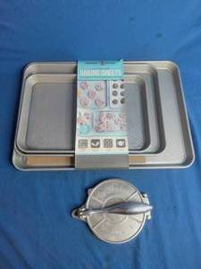 lot 39 image: 3 Pack of Baking Sheets and  Tortilla Press
