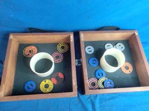 lot 53 image: Bulls-Eye Washers game set