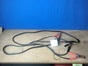 lot 93 image: 12 Jumper Cables