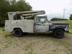 1975 Ford F350 Custom Bucket Truck