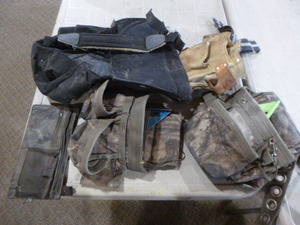 lot 19 image: Tool Pouches