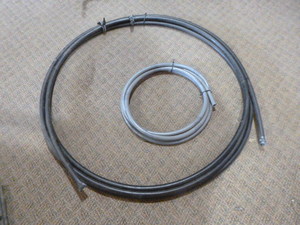 lot 24 image: Tubing