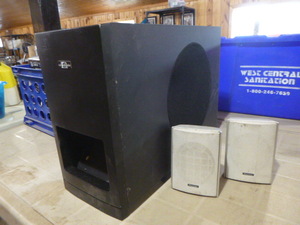 lot 28 image: 3 Speakers