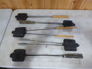 lot 44 image: 5 Camp Cookers