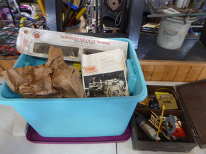 lot 84 image: Vintage Train Set Items