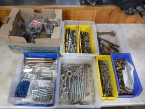 lot 100 image: Miscellaneous Hardware