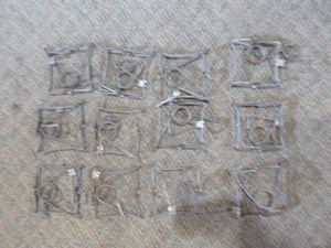 lot 134 image: 12 Conibear Traps