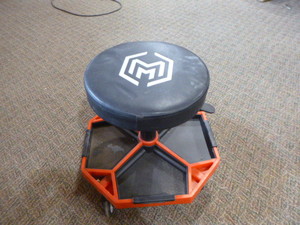 lot 167 image: Rolling Mechanic Stool
