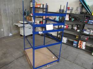 lot 105 image: Adjustable Blue Metal Frame Built to Fit Onto Pallets - Perfect for Projects