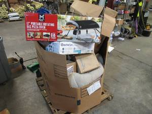 lot 141 image: Pallet of Store Overstock and Ecommerce Product and Returns