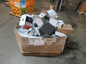 lot 143 image: Pallet of Store Overstock and Ecommerce Product - Wasserstein