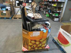 lot 145 image: Pallet of Store Overstock and Ecommerce Product and Returns