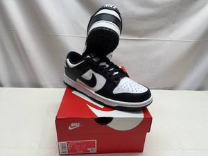lot 10 image: Nike Dunk Low Mens 7 or Womens 8.5