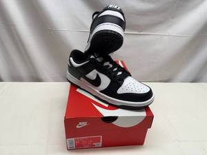 lot 11 image: Nike Dunk Low Mens 7 or Womens 8.5