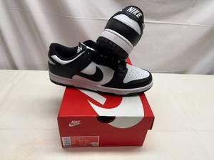 lot 15 image: Nike Dunk Low Mens 8.5 or Womens 10