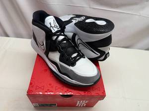 lot 24 image: Nike Kyrie Infinity TB Promo Mens 12 or Womens 13.5