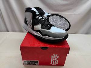 lot 26 image: Nike Kyrie Infinity TB Promo Mens 15.5 or Womens 17
