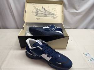 lot 31 image: Nike Kyrie Low 5 TB Promo Mens 16.5 or Womens 18