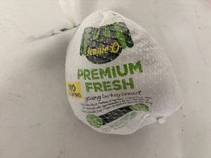 lot 82 image: K. 5.35lbs JennieO Premium Young Turkey Breast