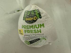 lot 85 image: K. 4.55lbs JennieO Premium Young Turkey Breast