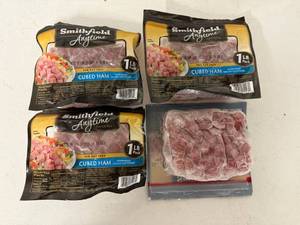 lot 87 image: L. 4x 1lb Cubed Ham-Smithfield Anytime Favorites