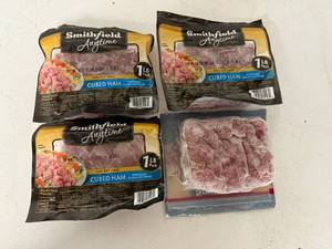 lot 91 image: L. 4x 1lb Cubed Ham-Smithfield Anytime Favorites