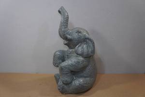 lot 169 image: Elephant Lawn Dcor