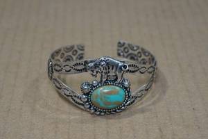 lot 187 image: Navajo Style Stone Turquoise Bracelet