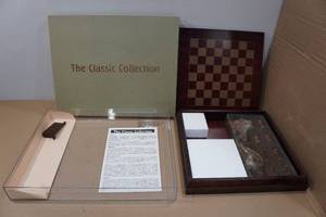 lot 203 image: The Classic Collection Chess Set
